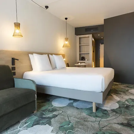 Mercure Centre Arenes Отель